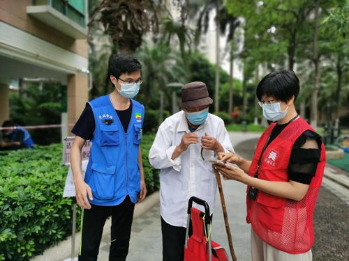 真情服務(wù)暖民心 興塘社區(qū)為婦幼老弱居民開展上門核酸檢測服務(wù)